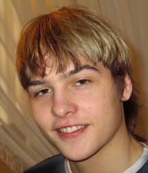 Zhenya also Zach 5cce76caa4e10.jpg