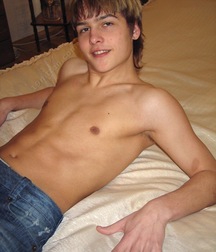 Zhenya also Zach 5cce76f24267f.jpg