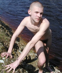 Alex 5cd276766a6b2.jpg