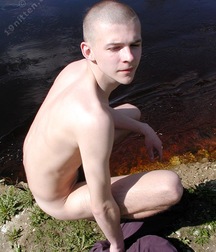 Alex 5cd276884a69c.jpg