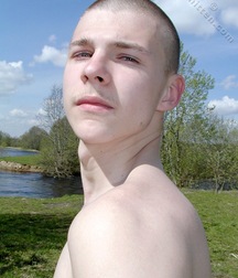 Alex 5cd276e4c7efc.jpg
