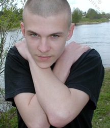 Alex 5cd278af0e349.jpg