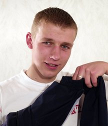 Aleksas D 5cd3bdbddbda0.jpg