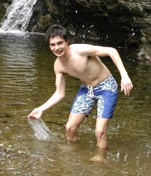 Florian 5ce0de86a0aa1.jpg