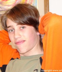 Edward 2 A 5ce2468f2f87e.jpg