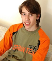 Edward 2 A 5ce246a20bd14.jpg