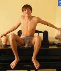 Gennady 5ce4eda9a07c3.jpg