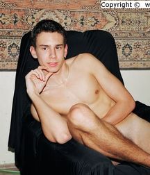 Georg 5ce4ef41338e0.jpg