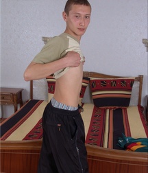 Gosha 5ce4f18738fb8.jpg