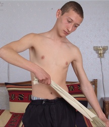 Gosha 5ce4f19b13ffb.jpg