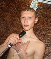 Gosha 5ce4f43378bf0.jpg