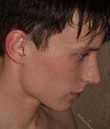 Kim 5ce8e641bed91.jpg