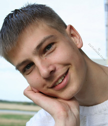 Leroy 5cea2be80ebea.jpg