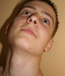 Leroy 5cea2d0242e1b.jpg