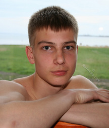 Leroy 5cea2f725839b.jpg