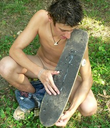 Marek A 5cecfc41df64c.jpg