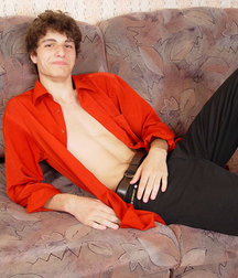 Red. 2 set's 5cf4d31a831d0.jpg