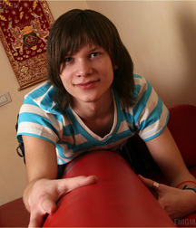 Tommy 1 5d05dfaf51cb7.jpg