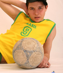 Simon A  5d0b2af9bf459.jpg