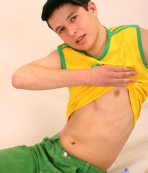 Simon A  5d0b2b153539e.jpg