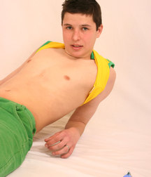 Simon A  5d0b2b3a6a86a.jpg