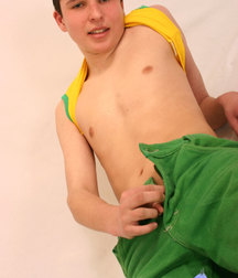 Simon A  5d0b2b4a29955.jpg