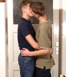 Andreas & Tobi 5d106528d5911.jpg