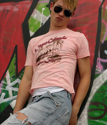 Chris 5d106d947e2e4.jpg