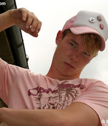 Chris 5d106db94de0e.jpg