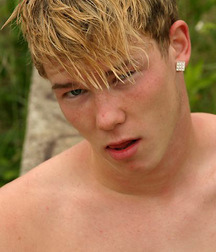 Chris 5d106e49e09c3.jpg