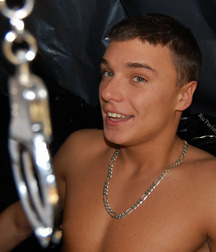 Andre In Dungeon 5d14761149614.jpg