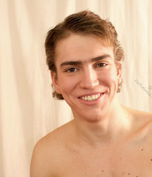 Hoyden 5d1b36c288425.jpg