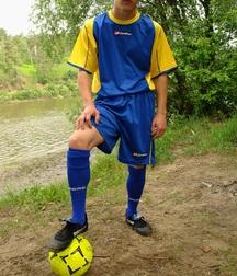 Maxim 2 5d25891274235.jpg