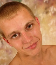Maxim 2 5d258c924755d.jpg