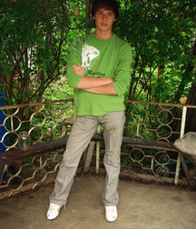 Danya 5d297eb7d1d7f.jpg