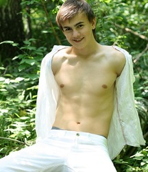 Eric 2 5d43efcfbf81b.jpg