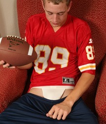 Hayden 2-1 5d4bd0d5b28ad.jpg
