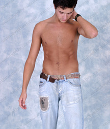 Zhenya 23 5d4e7c58895b0.jpg