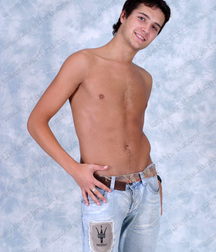 Zhenya 23 5d4e7c5bae6a4.jpg