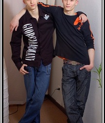 Aron and Artur 5d4fbdd294578.jpg