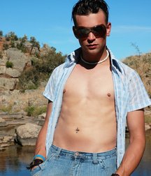 Luke  E 5d773cb66e98e.jpg