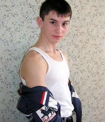 Scott,a cute lil' twink.And what a crank! 5bbd34e184263.jpg