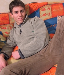 Karolt is Silvester,just a bit younger. 5bbd40d77f188.jpg