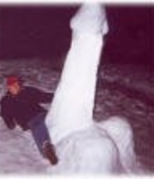 Shower Guy and Snow Peni 55920acbd4fec.jpg