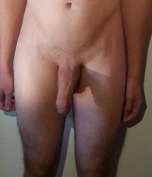 twink posing, wanking and cumming 55b62ba2a64c8.jpg
