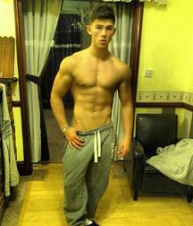 Hot Muscle Hunks 582eb57ed8016.jpg