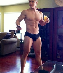 Hot Muscle Hunks 582eb590b652e.jpg