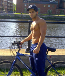 Hot Muscle Hunks 582eb5d5b5282.jpg