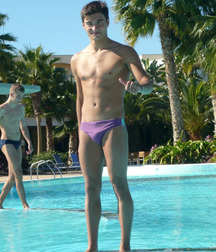 Take them off 5839d777de96e.jpg