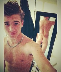 Lads 5839d8d28abe0.jpg